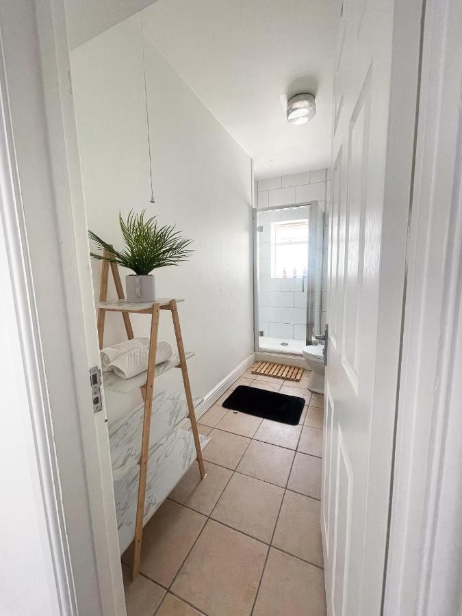 Brighton City Centre 2Br Apartment - Perfect For Contractors, Families & Groups - Free Parking & Walk To Beach Exterior photo